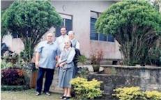 Padre Michele e P. Giovanni  Battista OFM Conv.,  sr.Giulia e sr.Margherita durante il 2 viaggio nelle Filippine 