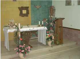 l'altare della cappella della Comunità